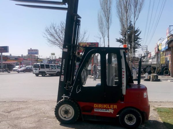 DKF30B Forklift